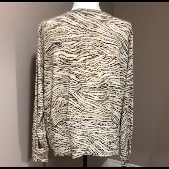 H&M Faux Wrap Animal Print Blouse - Picture 2 of 6